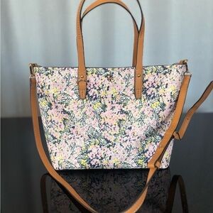 Authentic Tory Burch Kerrington flower field  small zip tote w/detachable strap
